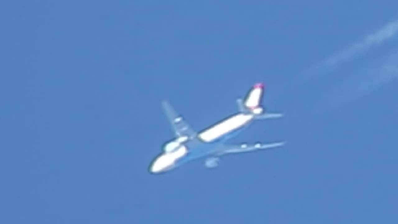 Air Austria OE-LPE Boeing 777-2Q8ER