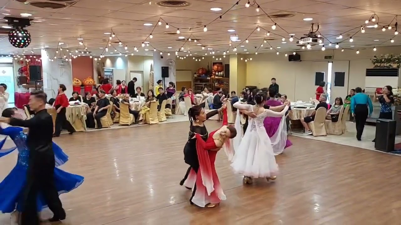 華爾資