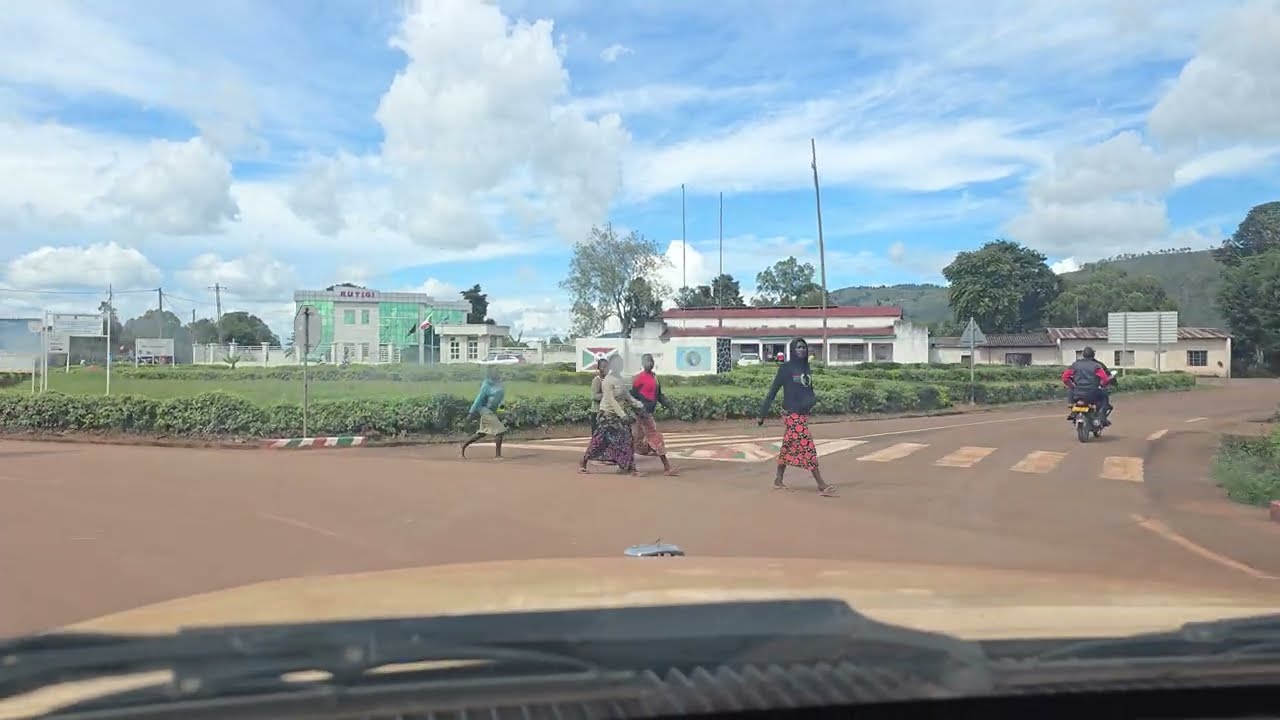 Ruyigi City Tour from My Car - Burundi🇧🇮 #RuyigiCity #CityTour #Cankuzo #Burundi #Africa #CBSingh