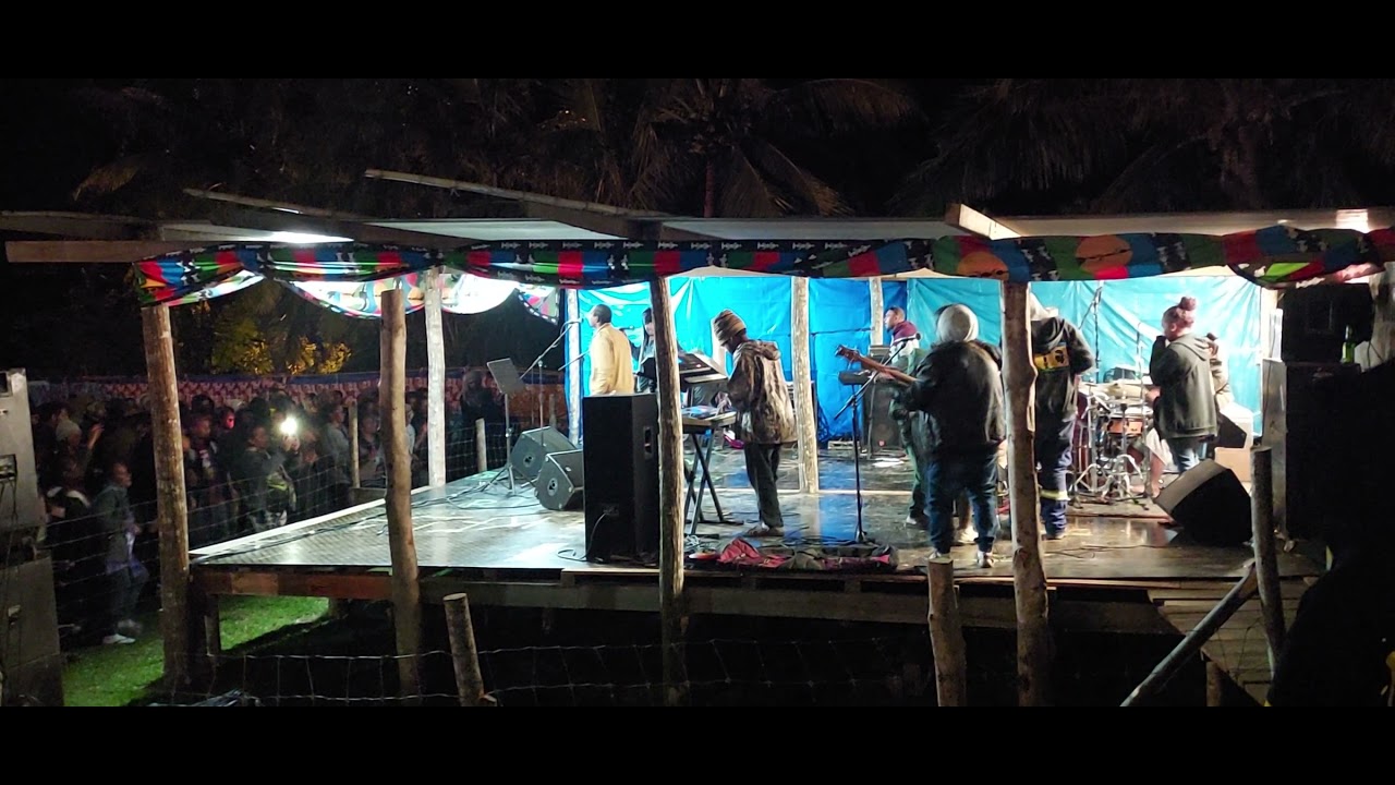 EWAYT'S kaneka reprise BWANJEP live à tieou