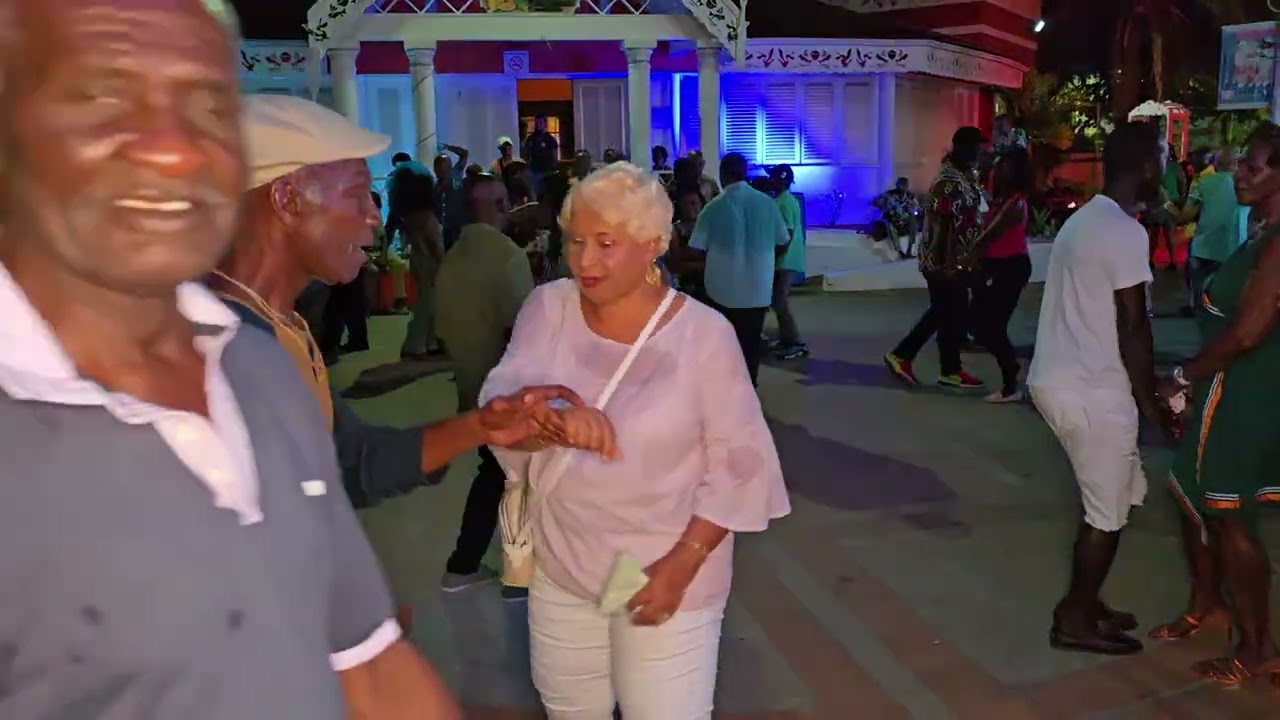 Dancing under the stars pelican video by Peter lashley 