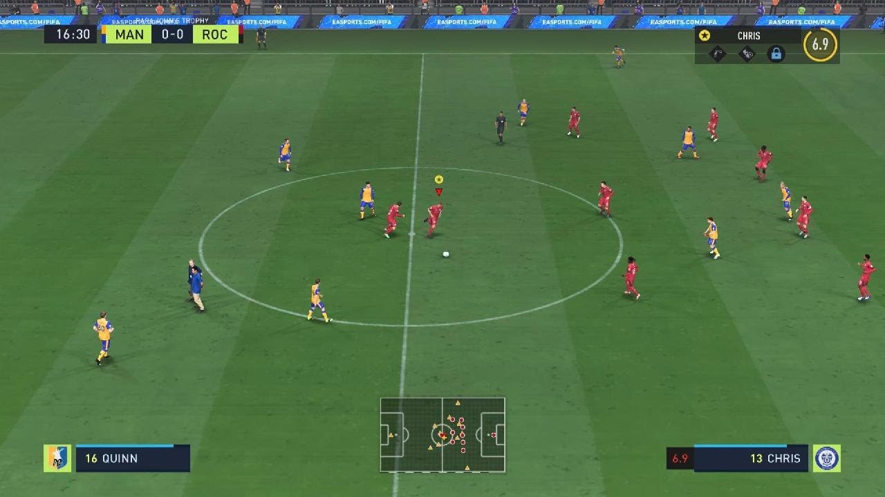 FIFA 22 PS5 Pitch invaders