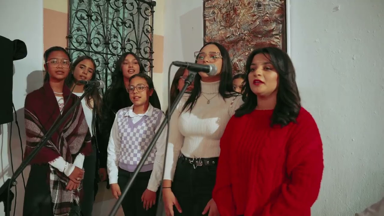 La chorale des collégiens du collège Sakiet Eddayer II