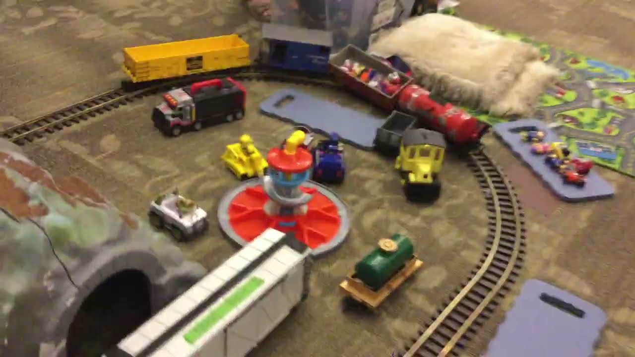 На железнодорожной выставке царил слишком большой хаос.