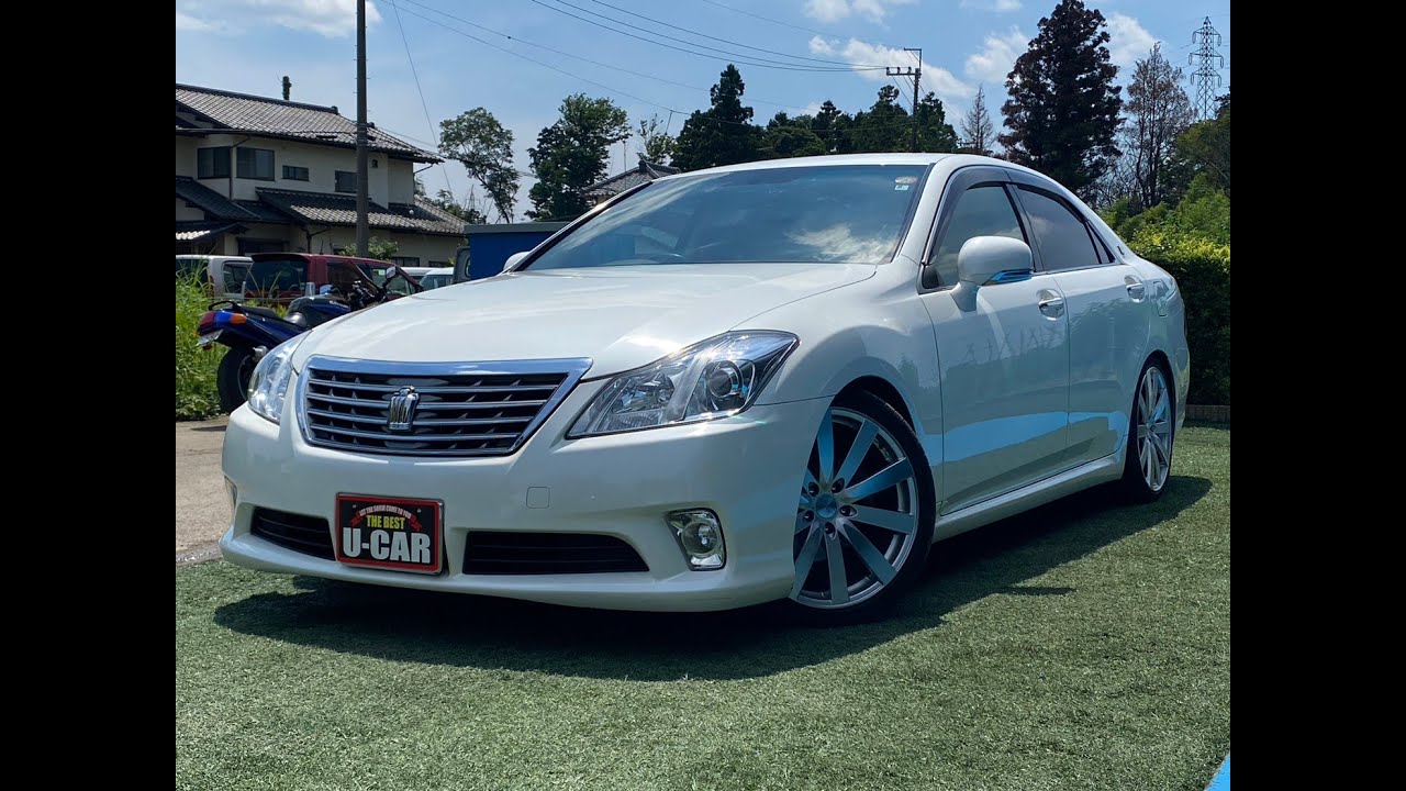 クラウン　ロイヤルサルーン　高級セダン！ローダウン・社外AWでカッコよさ増し！