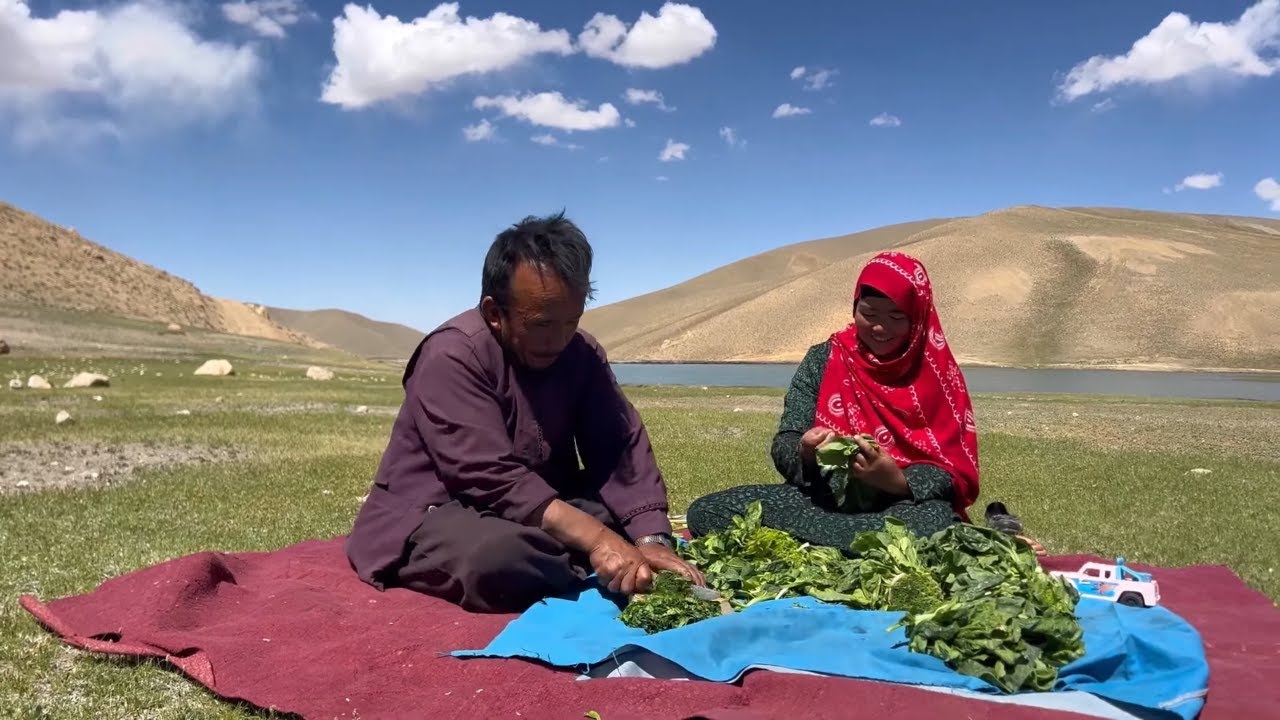 Twin Family Cooking in Afghan Village | Traditional Food & Nature Life