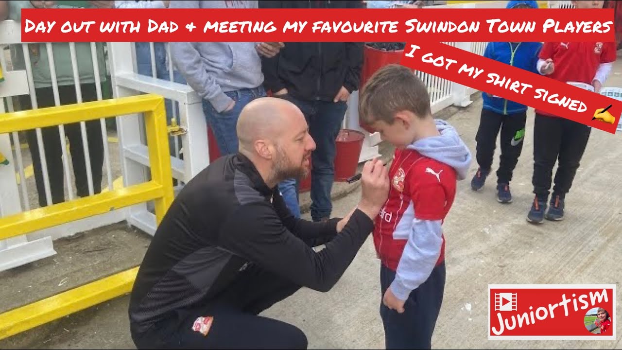 Juniortism - Day out with Dad & meeting my favourite Swindon Town Players - I got my shirt signed ✍️