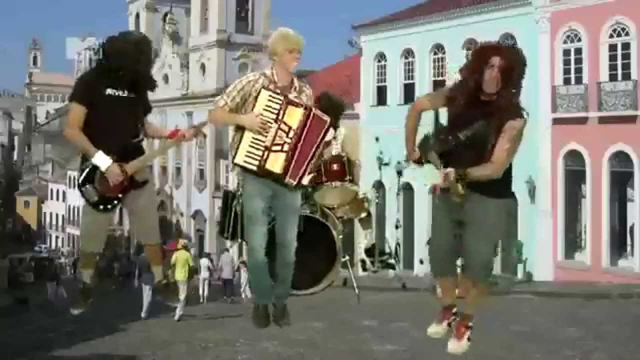 Hermes e Renato - SemCultura | Roots Mandioca Roots ♪♪ (S&aacute;tira Sepultura - Roots Bloody Roots)