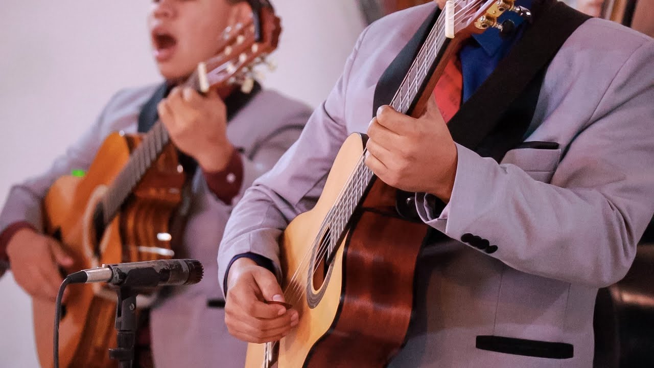 Cuan Profundo Es Tu Amor | Rondalla Bautista Libertad