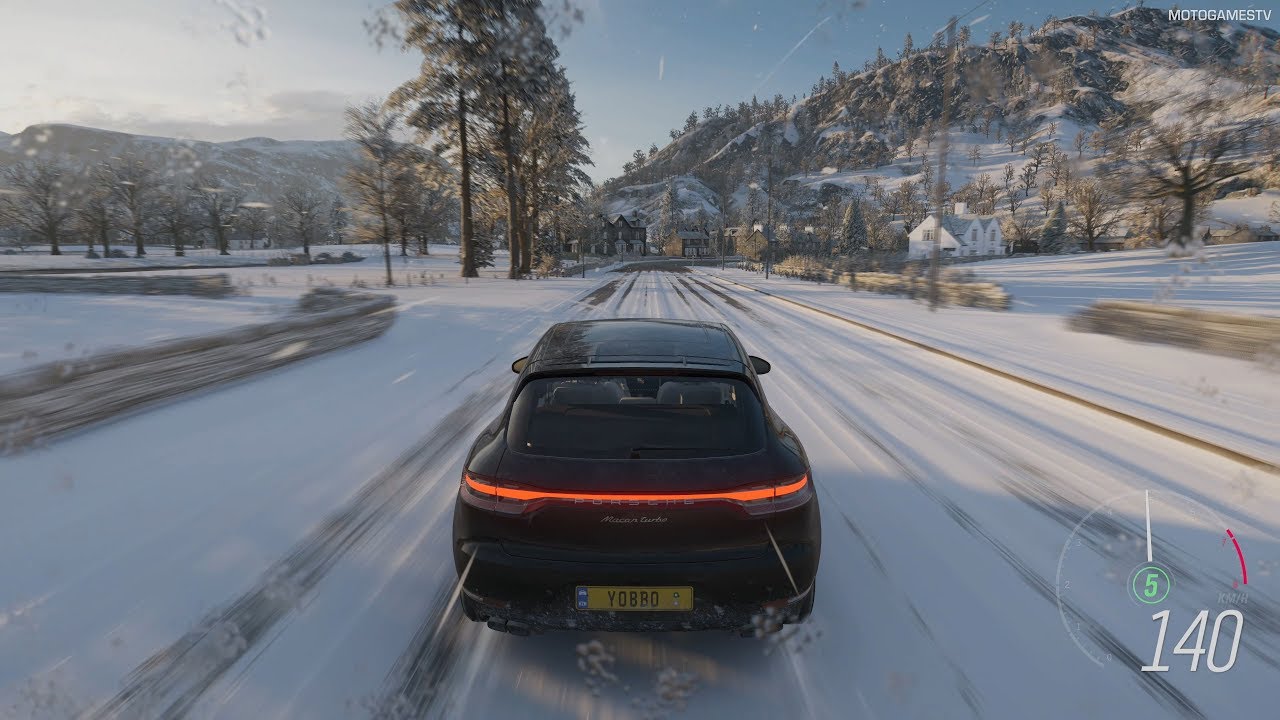 Forza Horizon 4 - 2019 Porsche Macan Turbo Gameplay [4K]