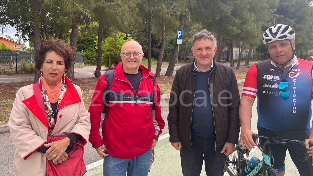 Invasione di chioschi sulla Via Verde: «Così si distrugge il paesaggio della Costa dei Trabocchi»