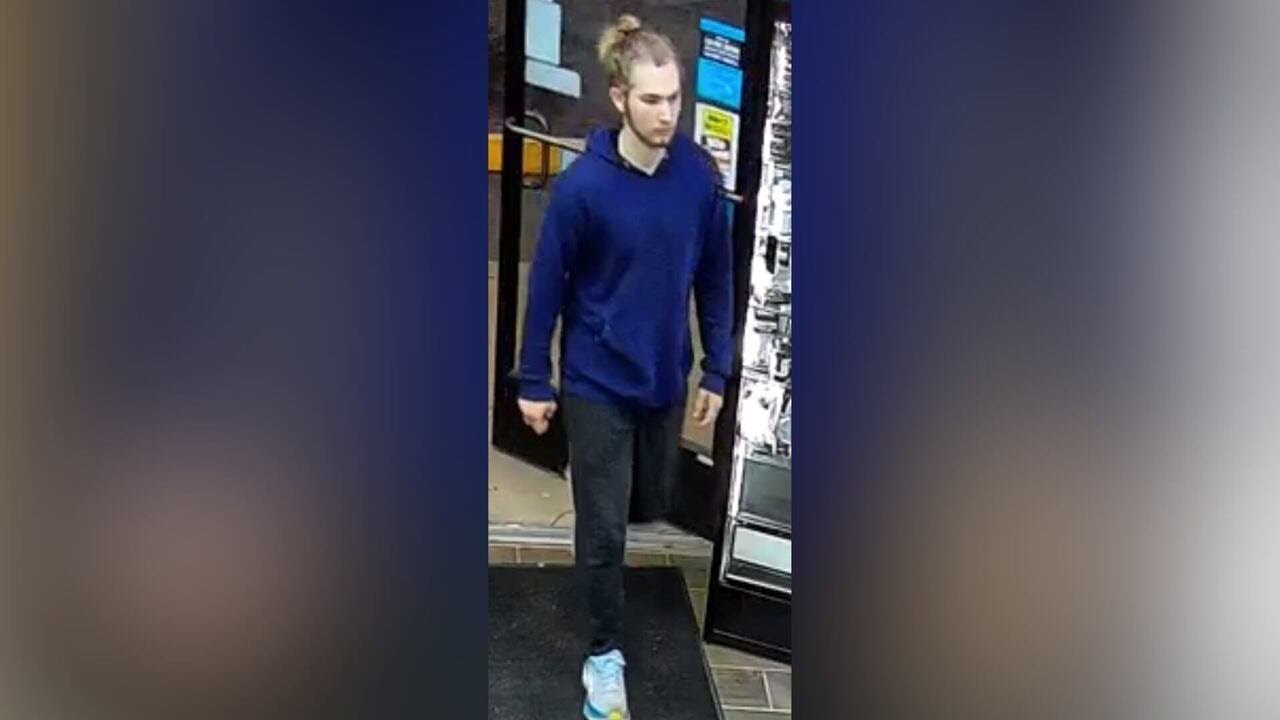 Женщина отбилась от нападавшего в туалете супермаркета Kroger, сообщают сотрудники полиции округа...
