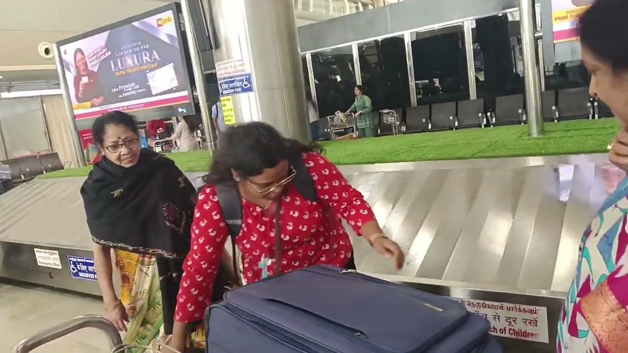 সবাই মিলে ঘুরতে বেরিয়ে গেলাম তামিলনাড়ু ❤️❤️#Meenakshi Amma Temple #trip #dailyvlog #Kolkata 