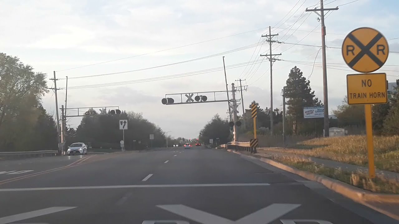 Main St.(Wheaton)/Schmale Rd (Carol Stream) - Southbound