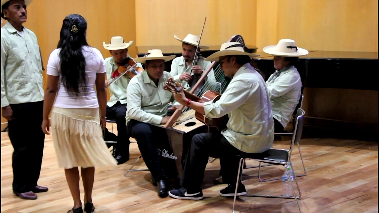 El llanto (Serie FaM-UNAM) - Conjunto LINDERO