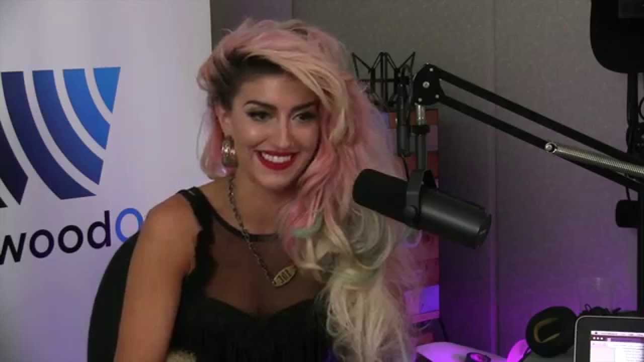 Neon Hitch Interview