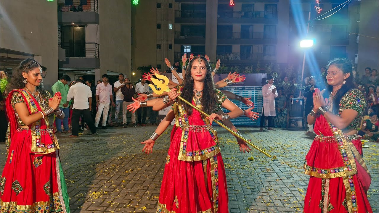 Times Galaxy Residency E Wing Garba Performance 2024, Garba performance, Navratri Dance, Group Dance