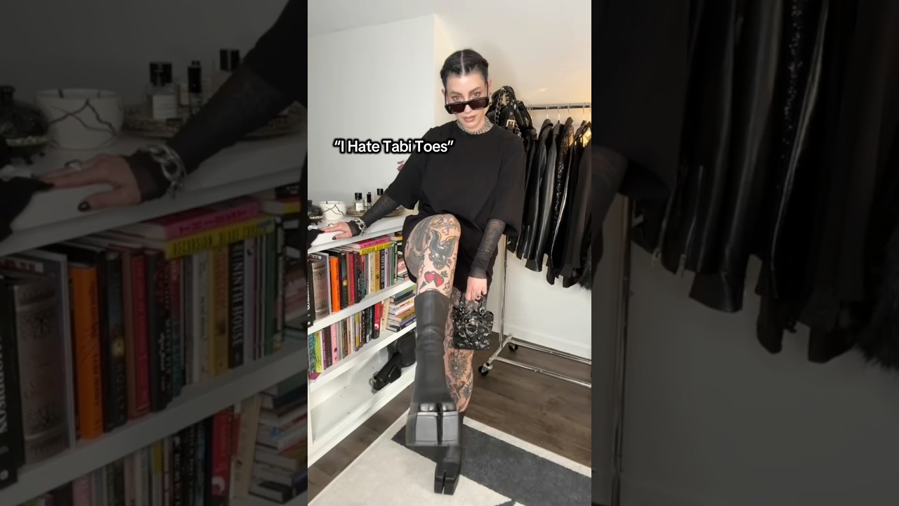 Hate Tabi Toes? Good. More for me #tabis #shoes #altfashion