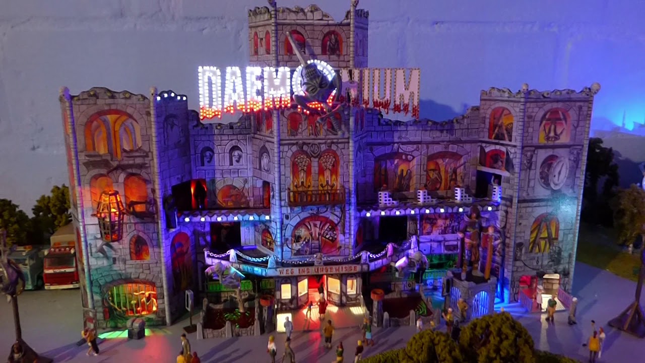 Geisterbahn Daemonium Faller Kirmes in 1:87