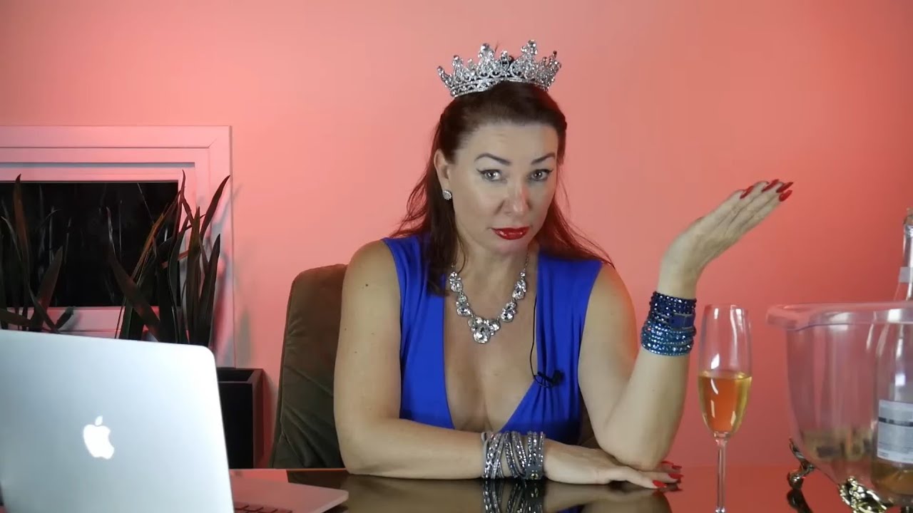 COMO DESCOBRIR QUEM ELE É