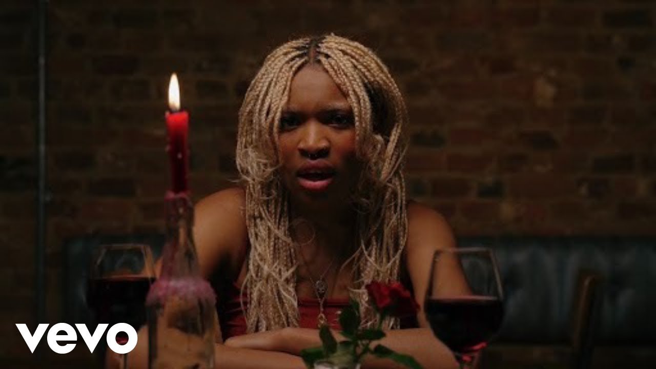 Essence Martins - Sleeping On It