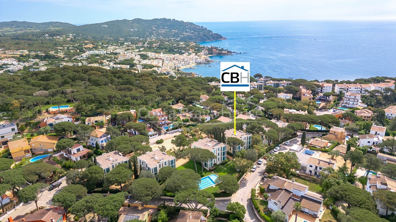 Vídeo Visita | Apartamento en venta en el Golfet, Calella con terraza y piscina | Ref 7026