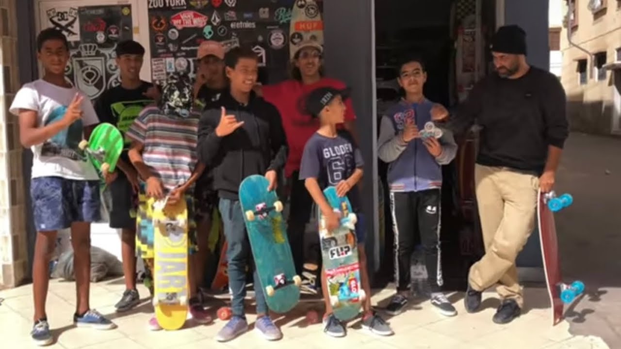 المنخرطين د تاغازوت  في زيارة لأنزا  بارك و مفاجاة  لهم ف السكيت شوب #tamara #skateshop #taghazout