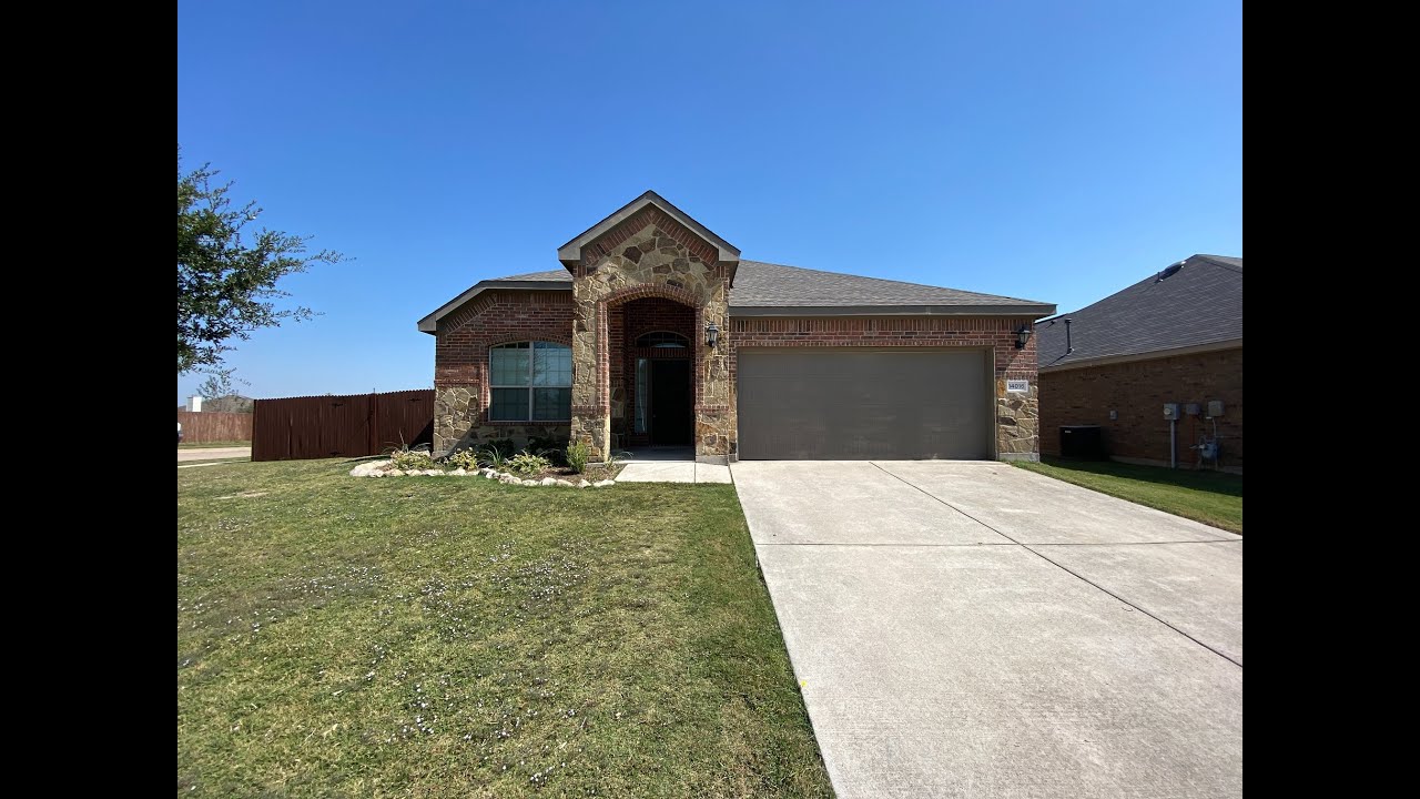 Houses for Rent in Fort Worth 4BR/2BA by Property Management in Fort Worth TX