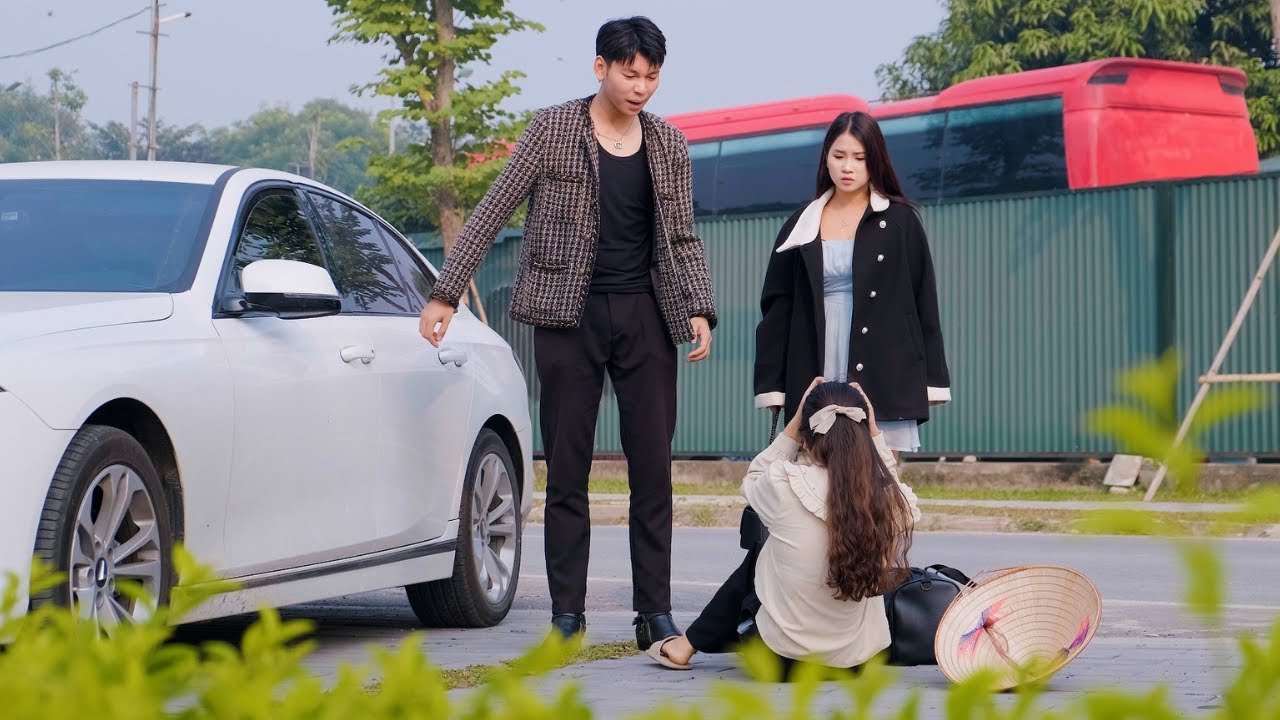 Vợ Chủ Tịch Từ Quê Ra Thăm Chồng Bị Vợ Chồng Giám Đốc Tưởng Là Ô Sin Bắt Hầu Hạ Và Cái Kết-Tập 1149