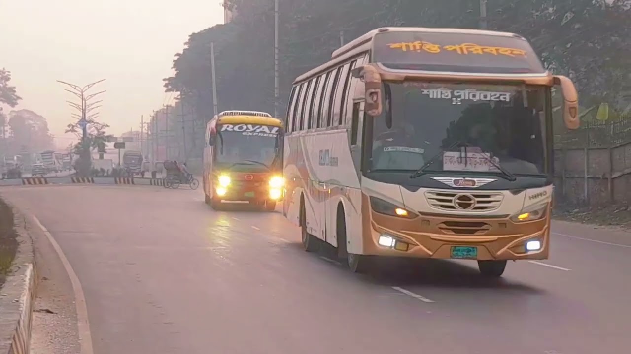 রয়েল এক্সপ্রেস আরেম২ এর দুলুনি দেখে ফিদা হয়ে গেছি।বাস লাভিং এ সময় পাচ্ছি না #foryou #shorts 