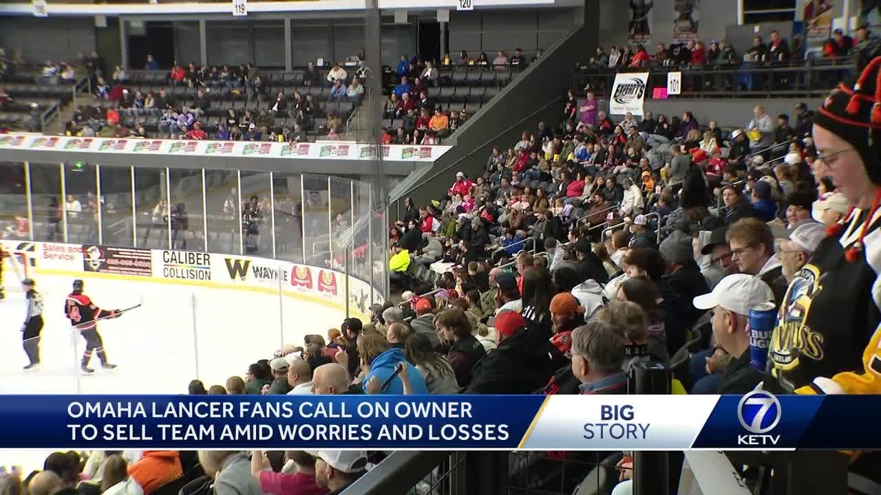 Diehard fans plead for owner of Omaha Lancers to sell the team