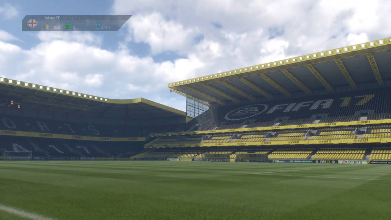 FIFA 17 Ultimate Team - Squad Building Challenges - Two Player Gold Pack Reward