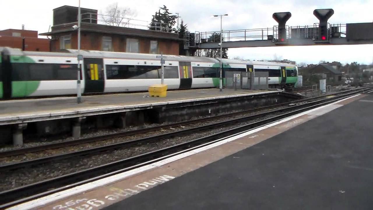 Season 5, Episode 638 - East Croydon (24/12/2014)