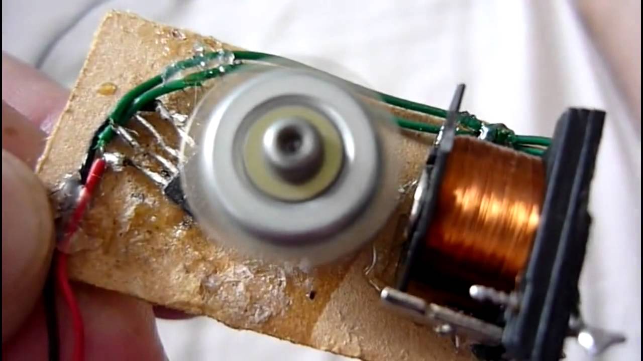 Simple 6-pole small pulse motor with hall ic