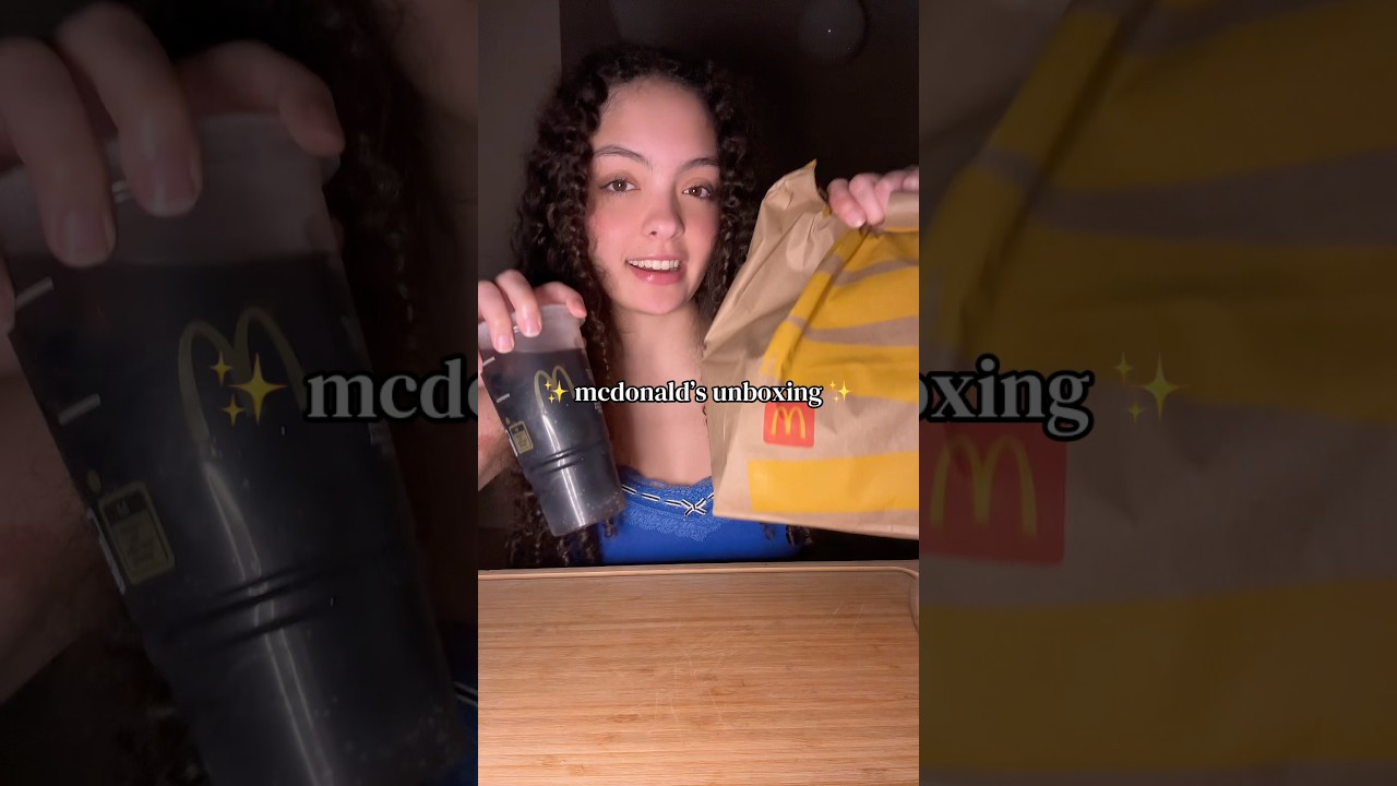 Распаковываю свой заказ из Макдоналдса! 🍔🍟 #mcdonalds #fastfood #foodie #food #burger #fries