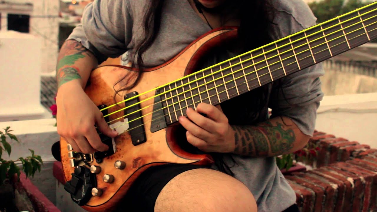 6 string bass (solo) (bass solo ) (solo composition) (Miguel Ramirez)