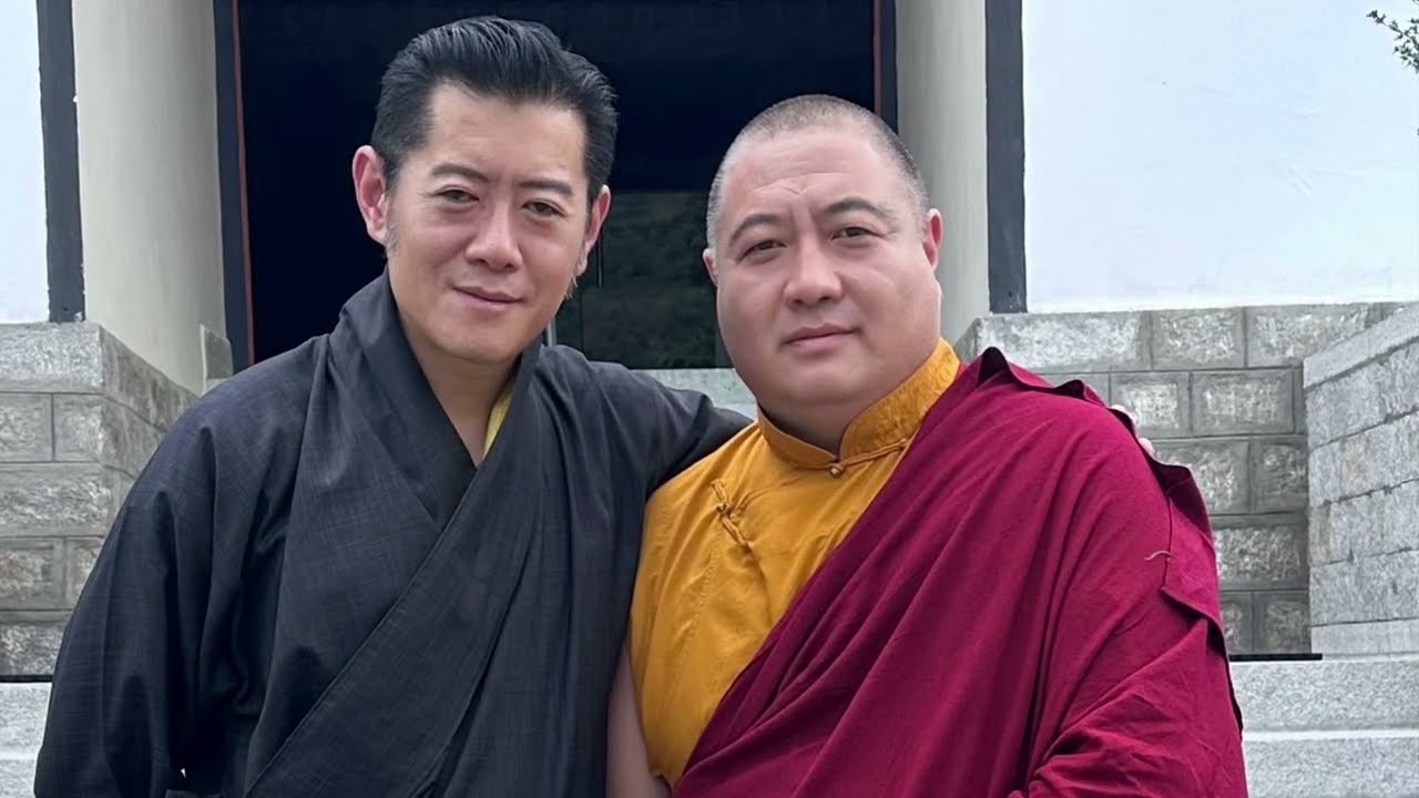 Kyabje Rinpoche visited the site designated for the future development of Kesang Do-Ngak Shedrupling