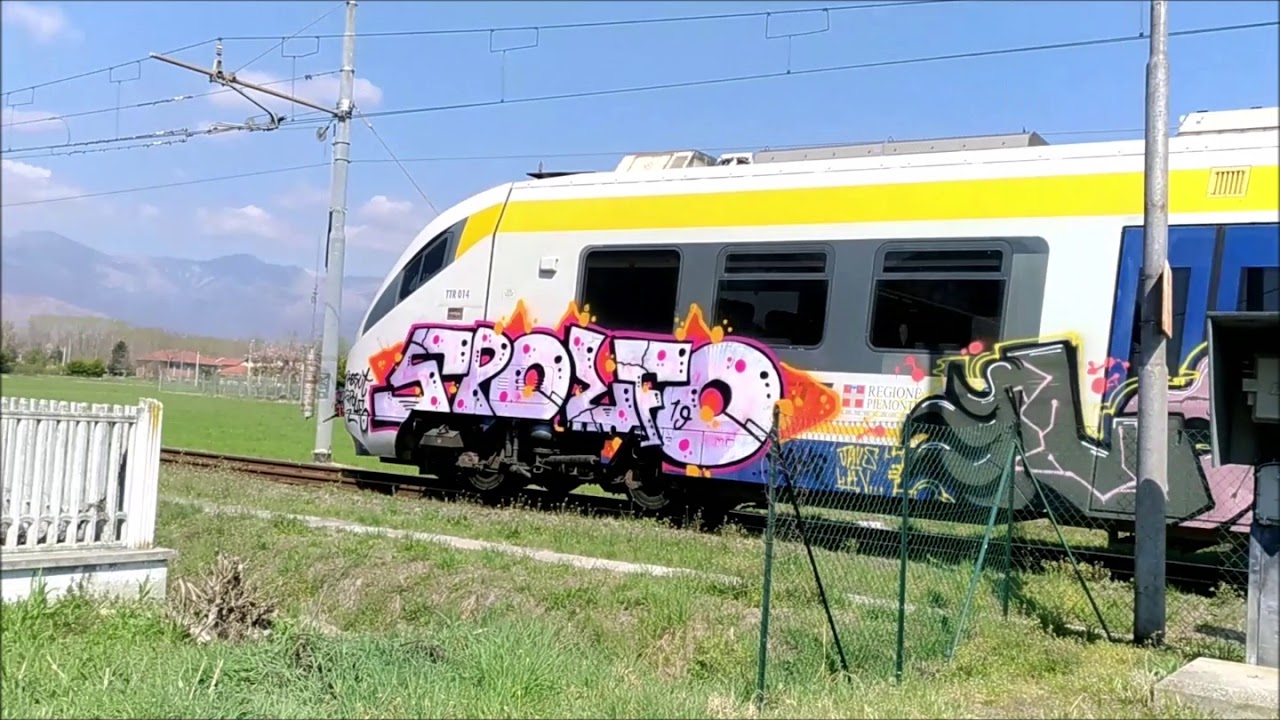 Treni sulla Torino - Ceres. Trains on Torino - Ceres railway.