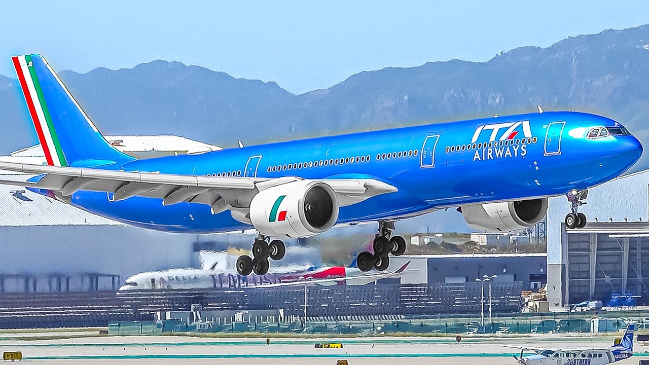 40 MINS of Plane Watching ✈️ Los Angeles Airport 🇺🇸