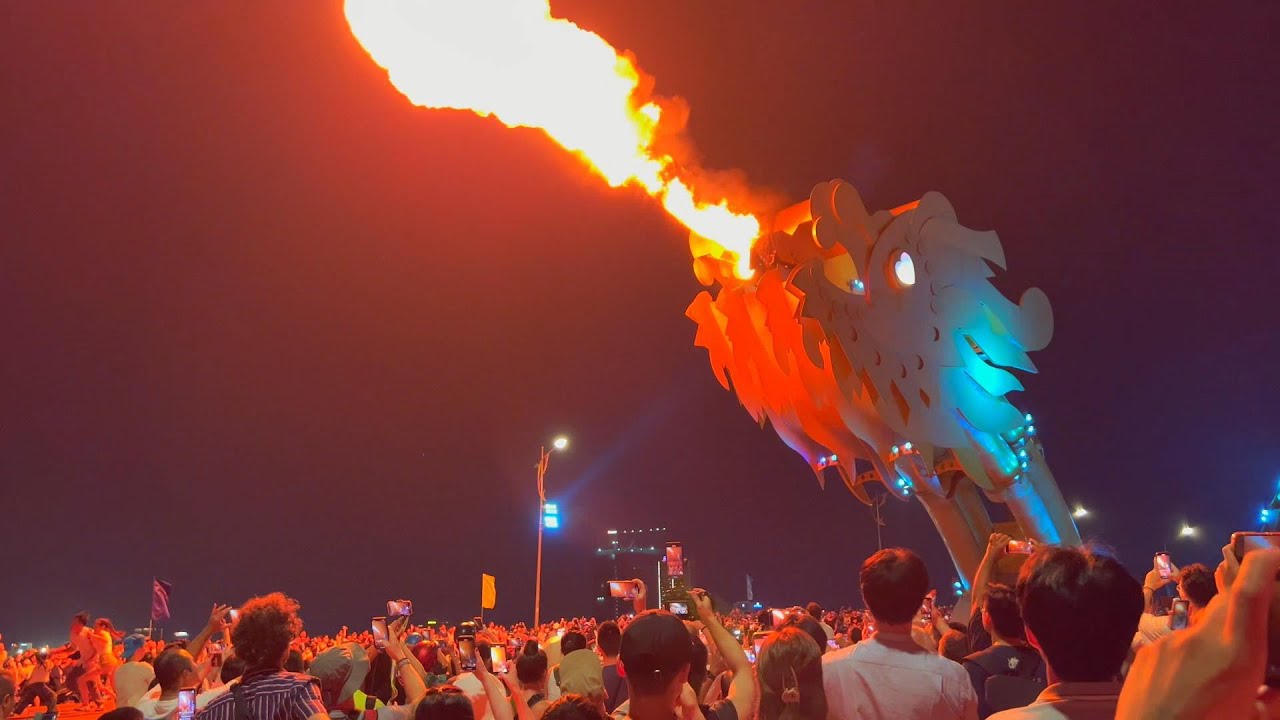 Da Nang Dragon Bridge Fire Show