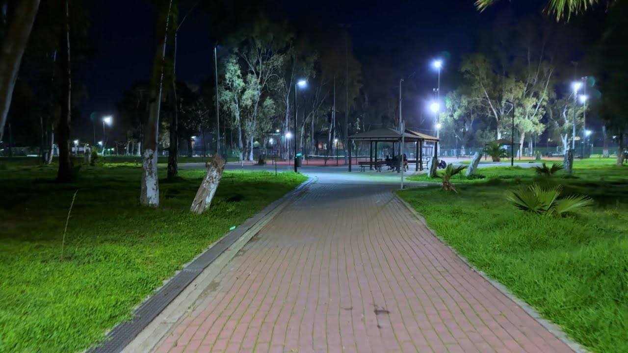 الجزائر العاصمة: أجواء رمضان ليلا في منتزه منبع المياه بلدية بوروبة على ضفاف وادي الحراش