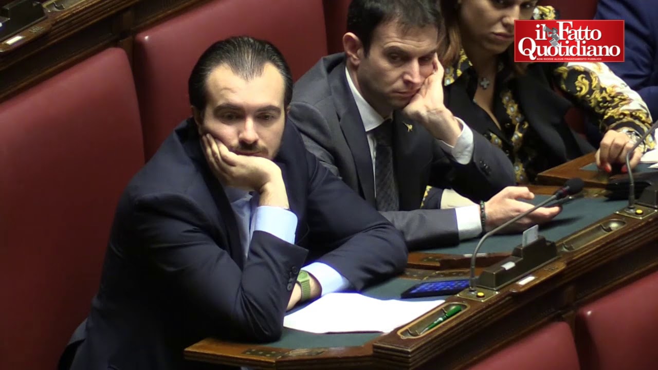 Manovra, Brunetta show contro Conte: 