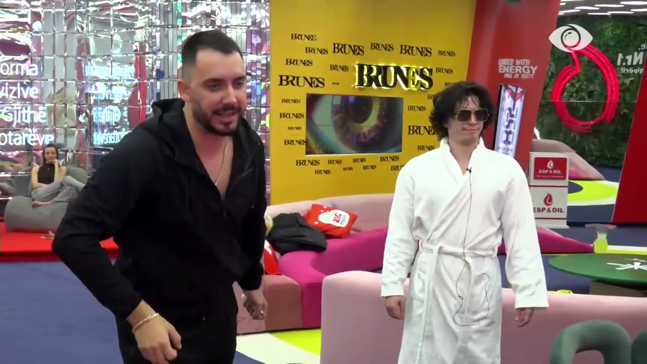 “O faqja e zezë, shko laj banjon”/ Vijon debati i ashpër Keijsi-Miri, Mali i vëzhgon