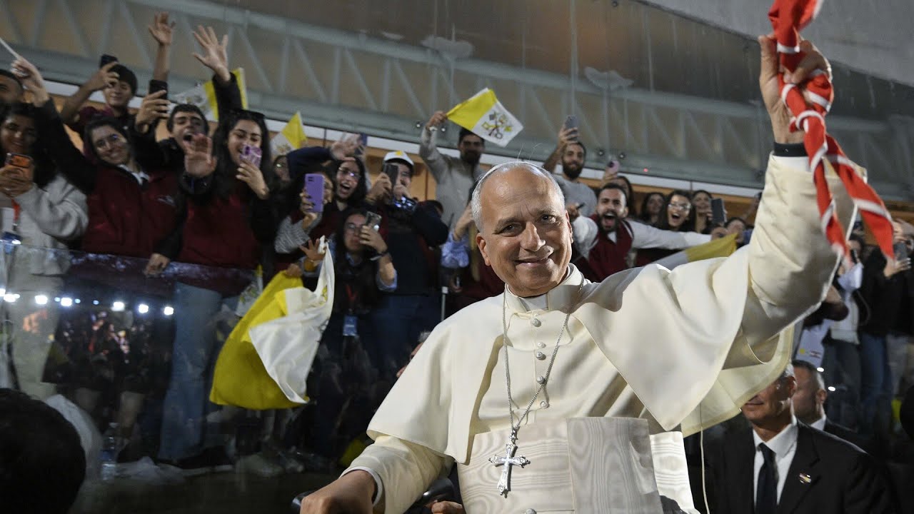 Pope Leo receives warm welcome in Beirut whilst offering a message of unity