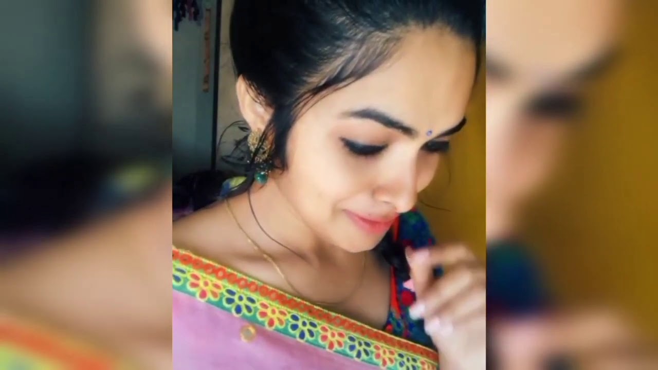 Divi vaadhya new WhatsApp status❣️ ||beautiful smile song || love