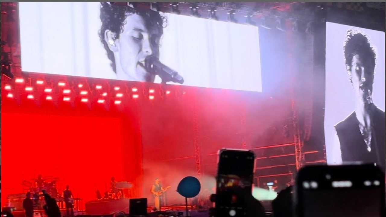 @shawnmendes singing Senorita at Lollapalooza Mumbai India #shawnmendes #lollapalooza #mumbai