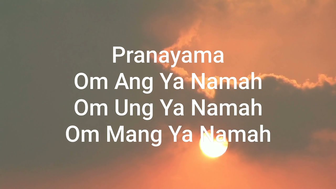 puja Trisandya#mantram suci#lirik text #budaya #bali #tradisi  @Vanderroses