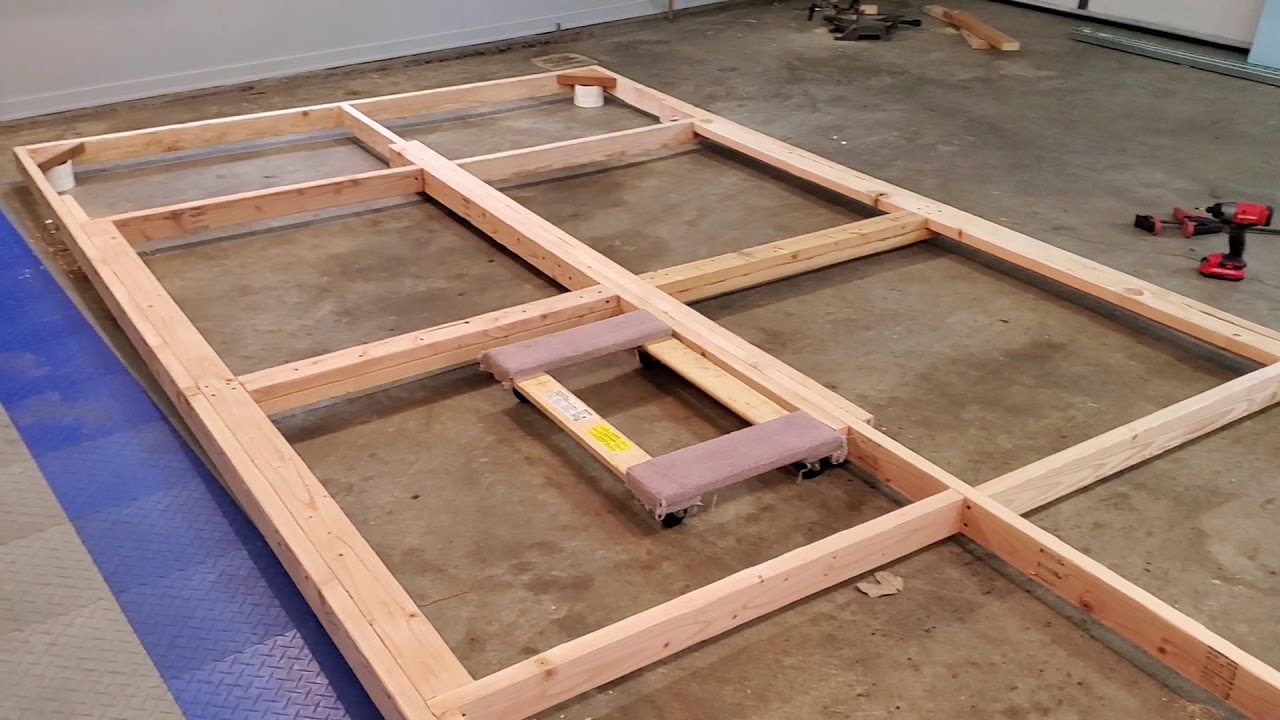 Slotcar table build 16 by 8 foot for my Carrera Digital 1/24 scale cars Part 1 Slot Car build