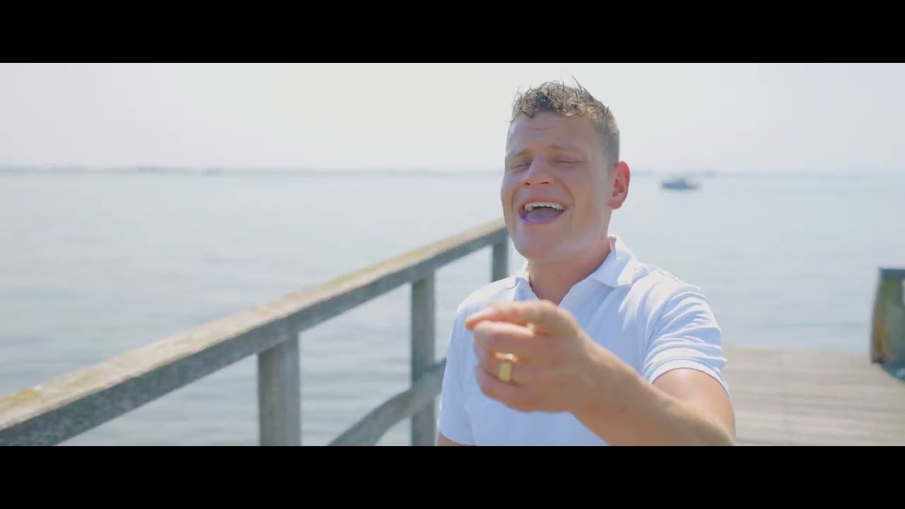 Douwe Kamminga - Kijk Mij In De Ogen (Officiële Videoclip)