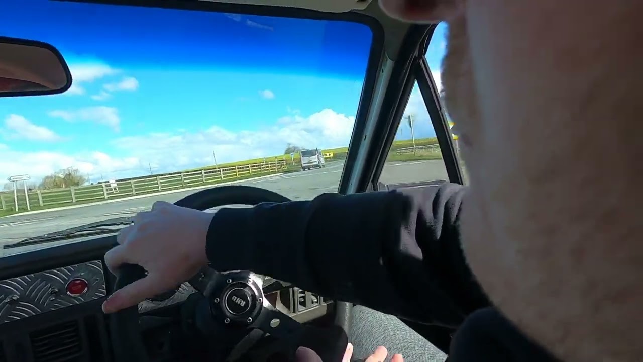 Vauxhall Nova c20xe Jenvey ITB drive - Shoulder mounted GoPro